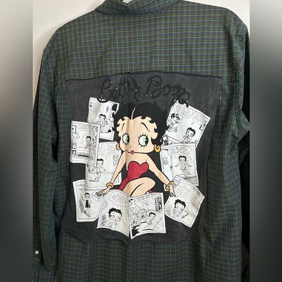 Jillysworld Betty Boop Upcycled Button Up Plaid Flannel Shirt - Picture 8 of 10